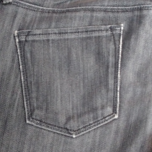 Banana Republic – Women’s Jeans – Black – 0  – Mid/Low Rise - Picture 5 of 10